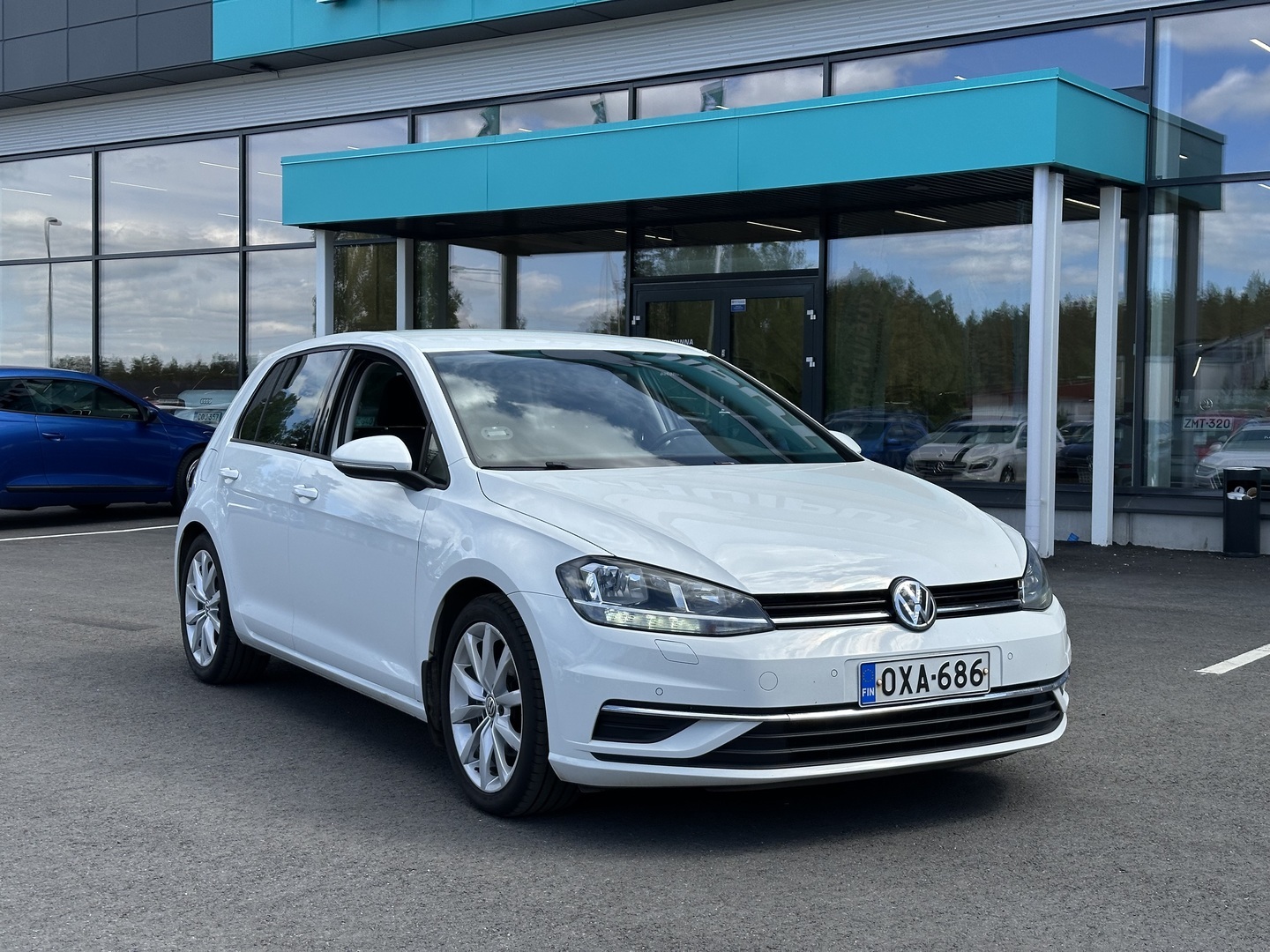 Auto Volkswagen Golf