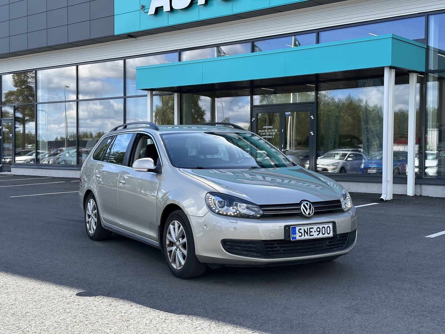Auto Volkswagen Golf