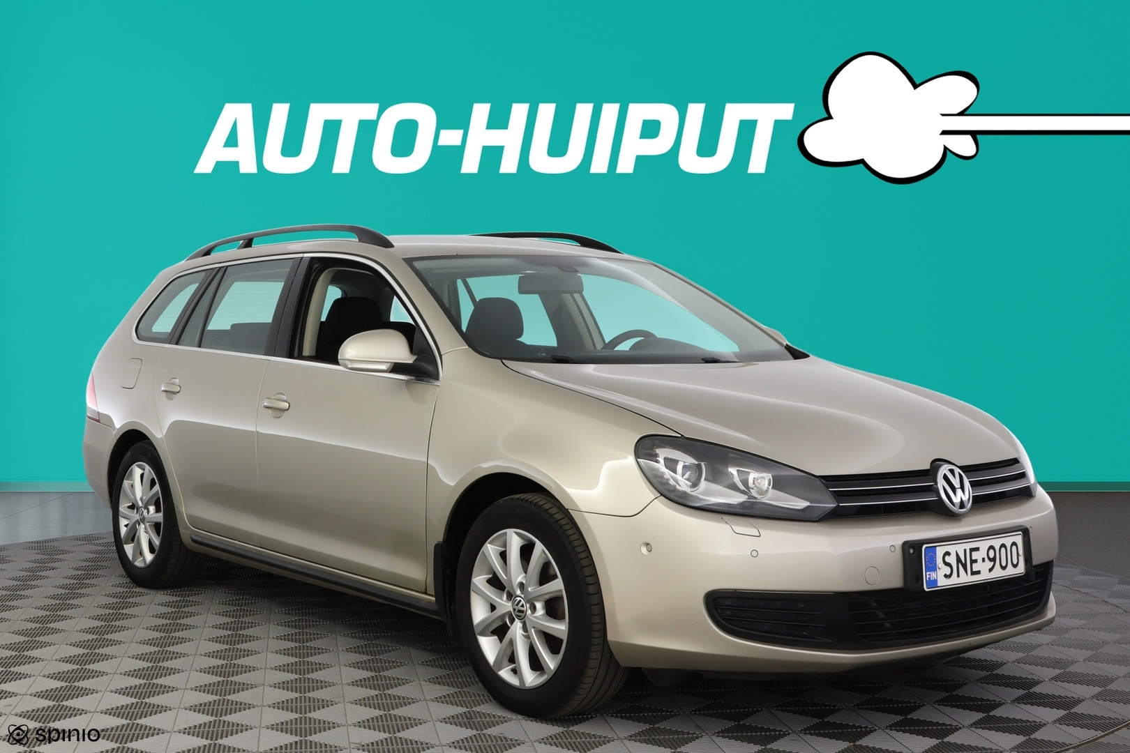 Auto Volkswagen Golf