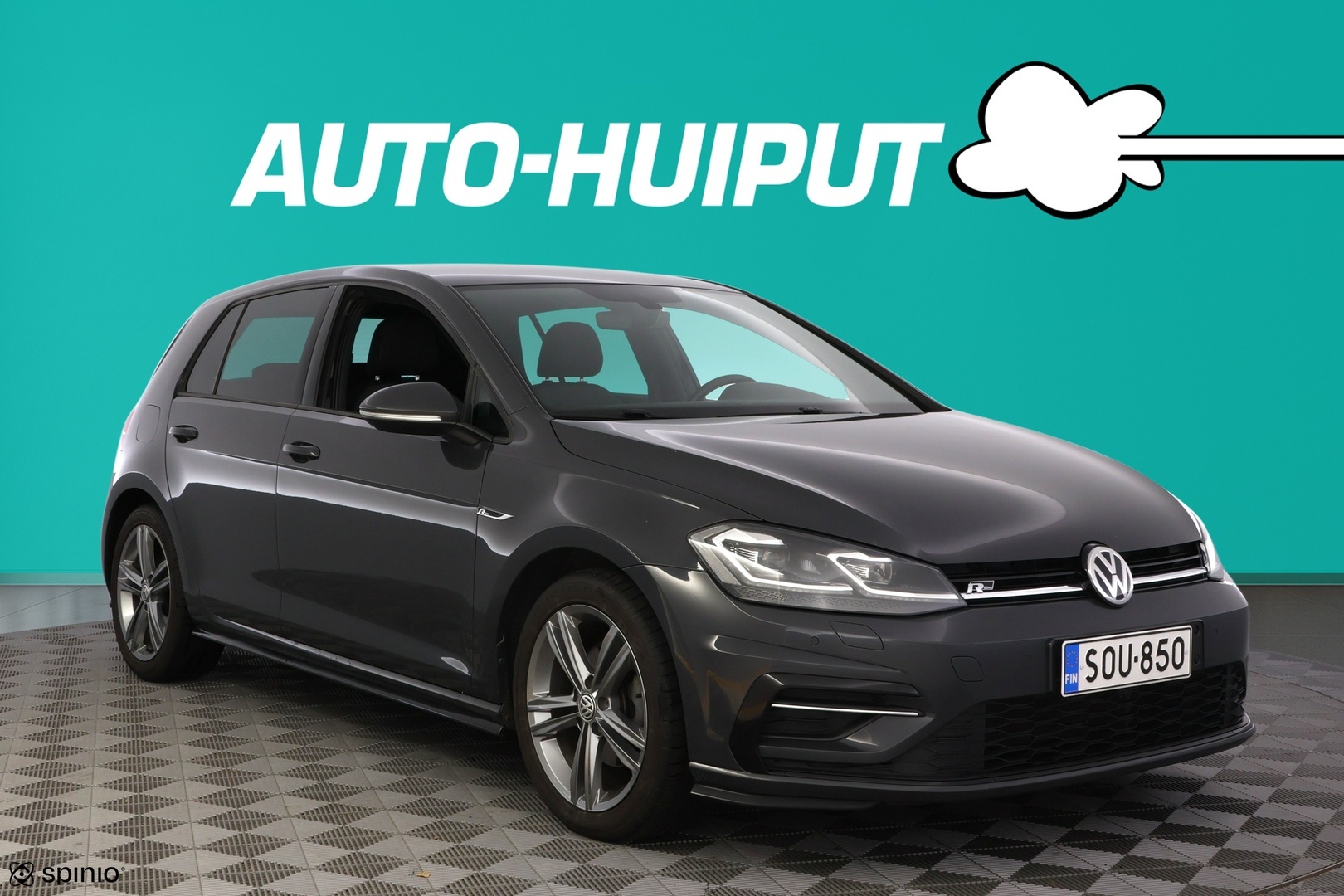 Auto Volkswagen Golf