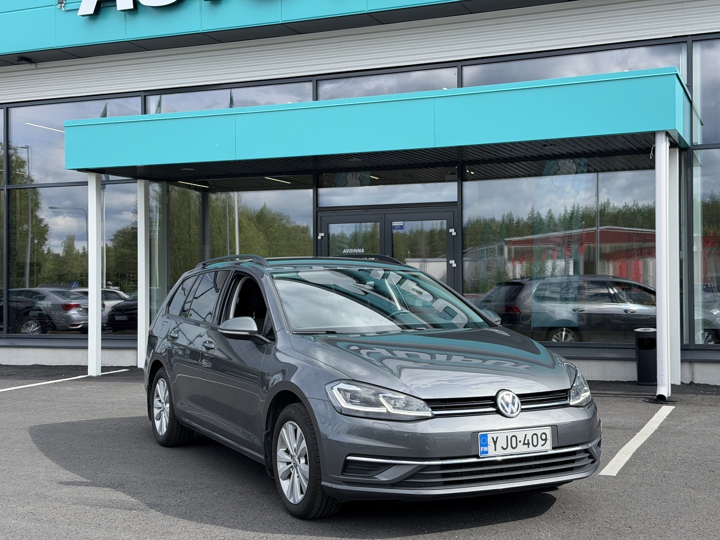 Auto Volkswagen Golf