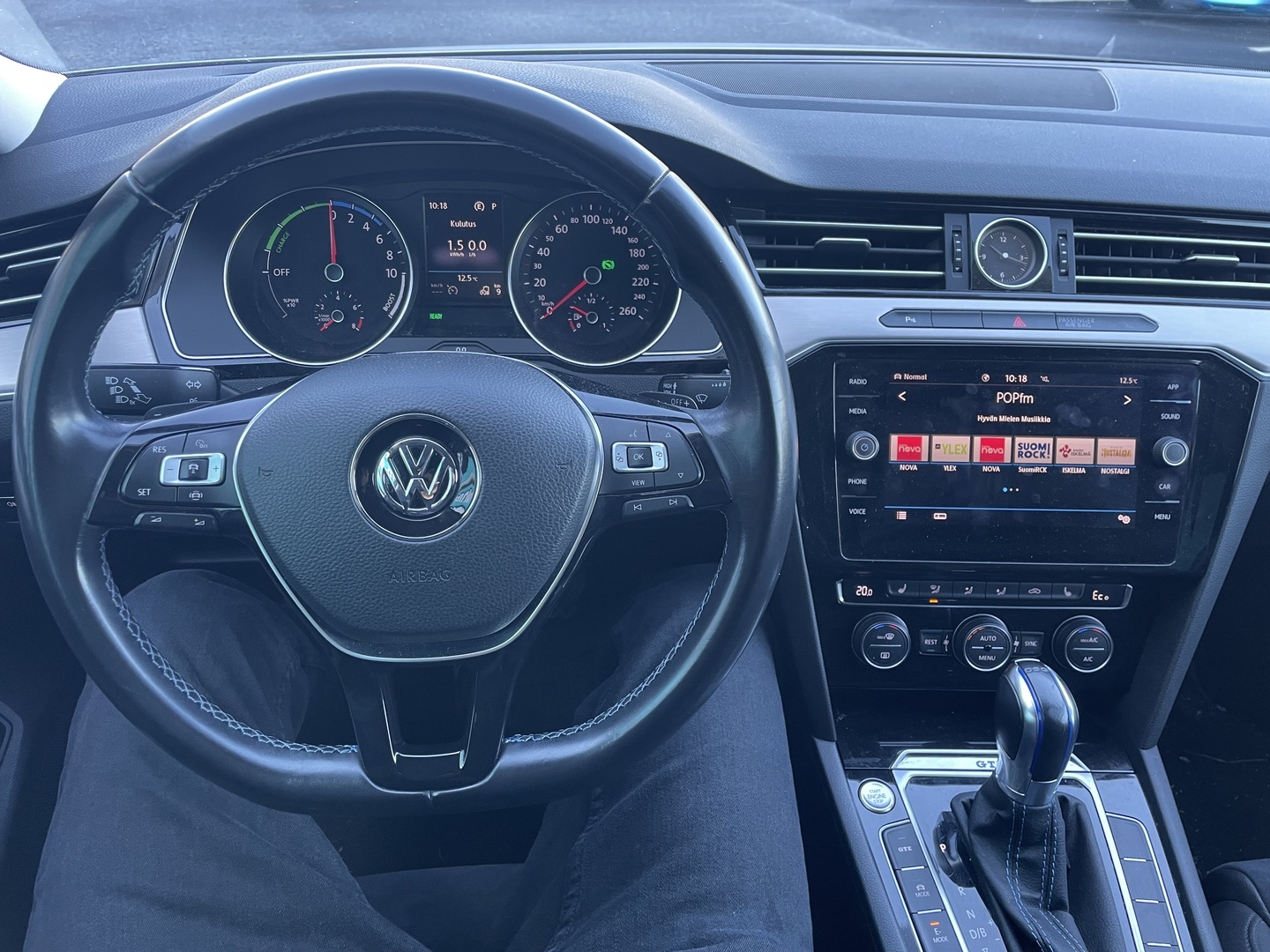 Volkswagen Passat 2019, kuva 7/14