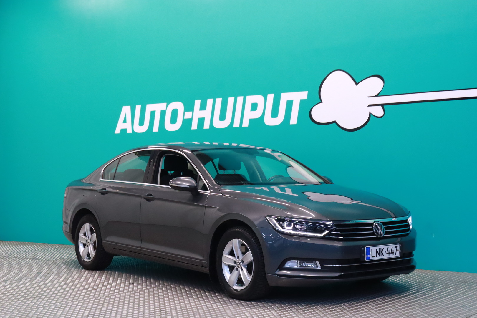 Volkswagen - Passat