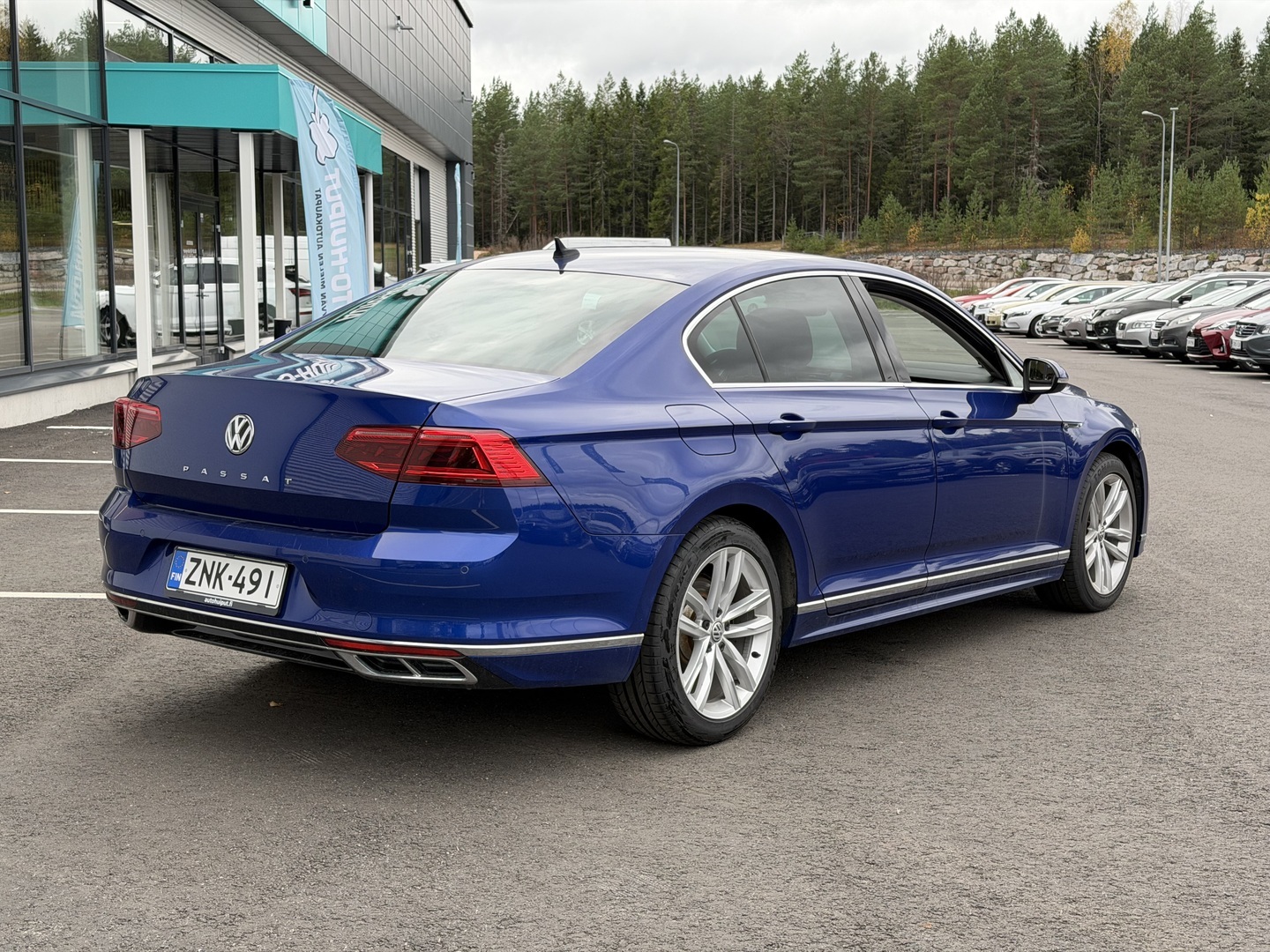 Volkswagen Passat 2020, bild 2/8