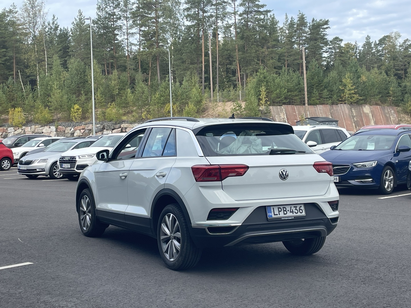 Volkswagen T-Roc 2018, photo 3/16
