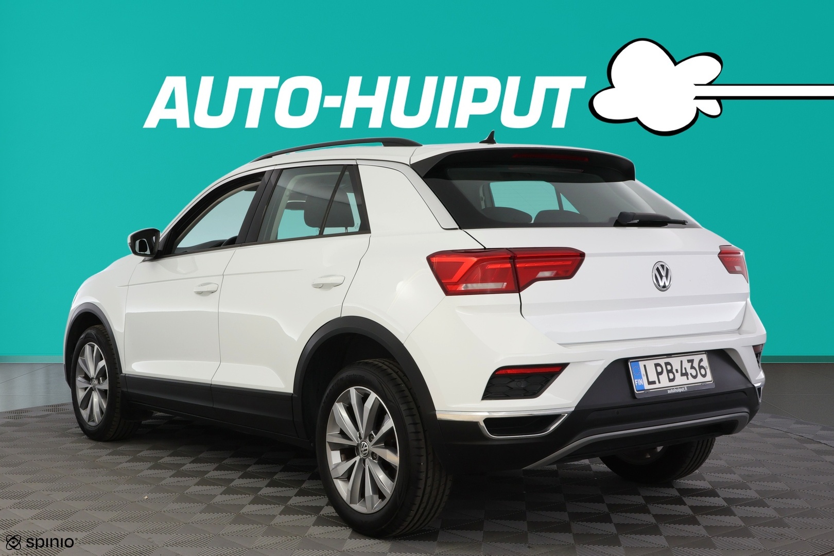 Volkswagen T-Roc Style 1,0 TSI 115 hv 2018, kuva 4/28