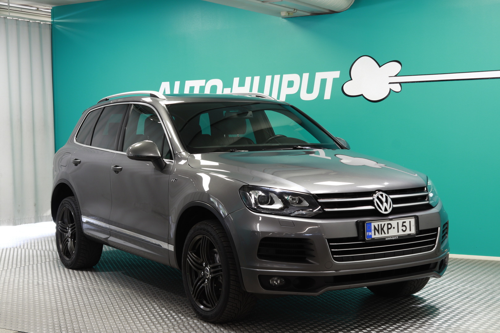 Volkswagen - Touareg