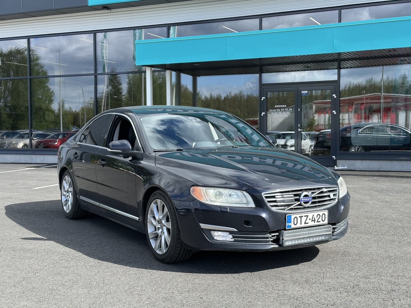 Auto Volvo S80
