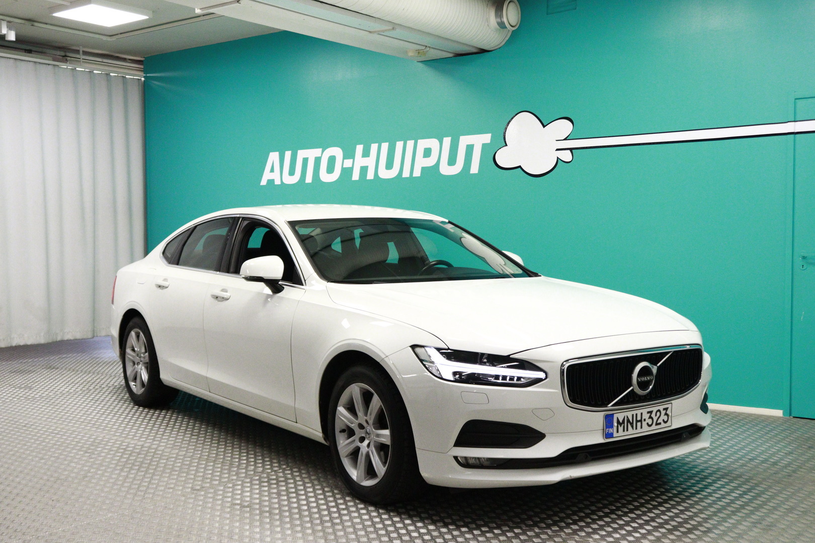 Volvo - S90