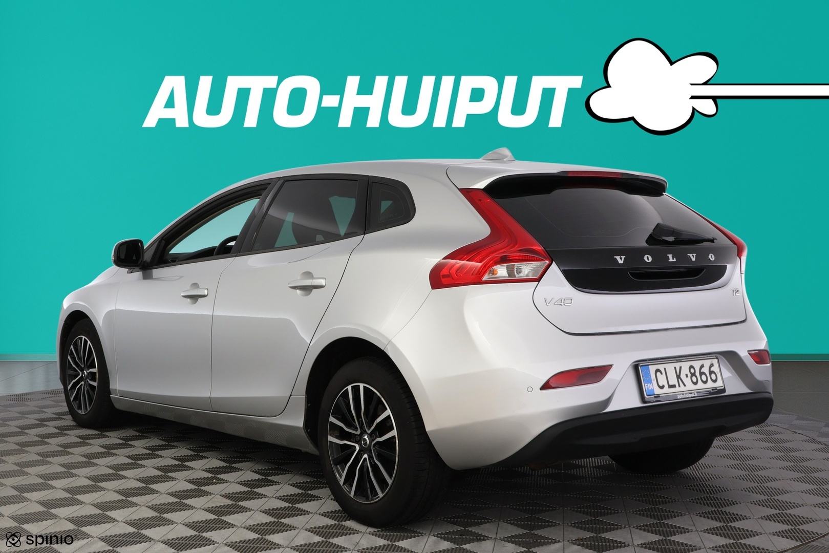 Volvo V40 T2 Business aut 2018, photo 4/25