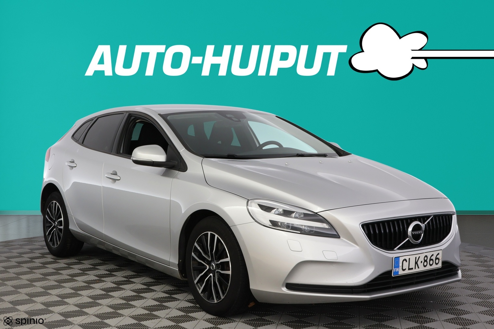 Auto Volvo V40