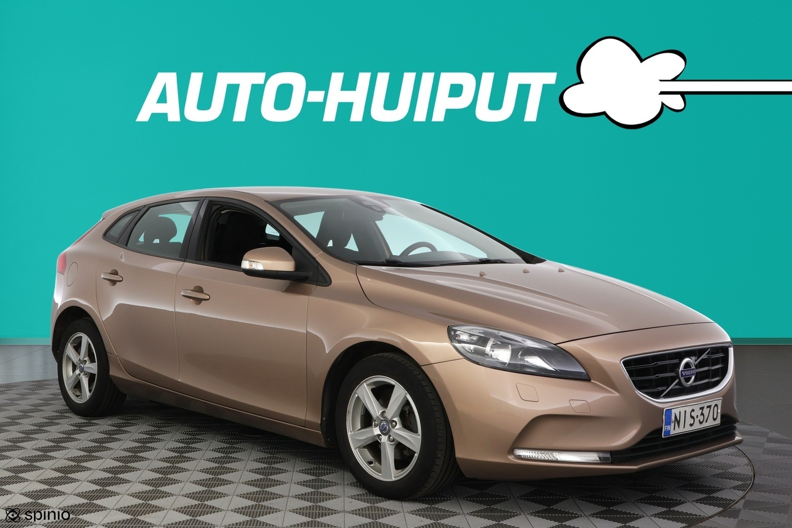 Auto Volvo V40