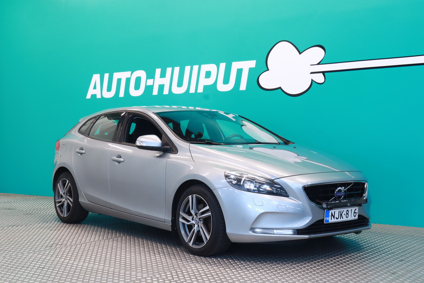 Volvo - V40