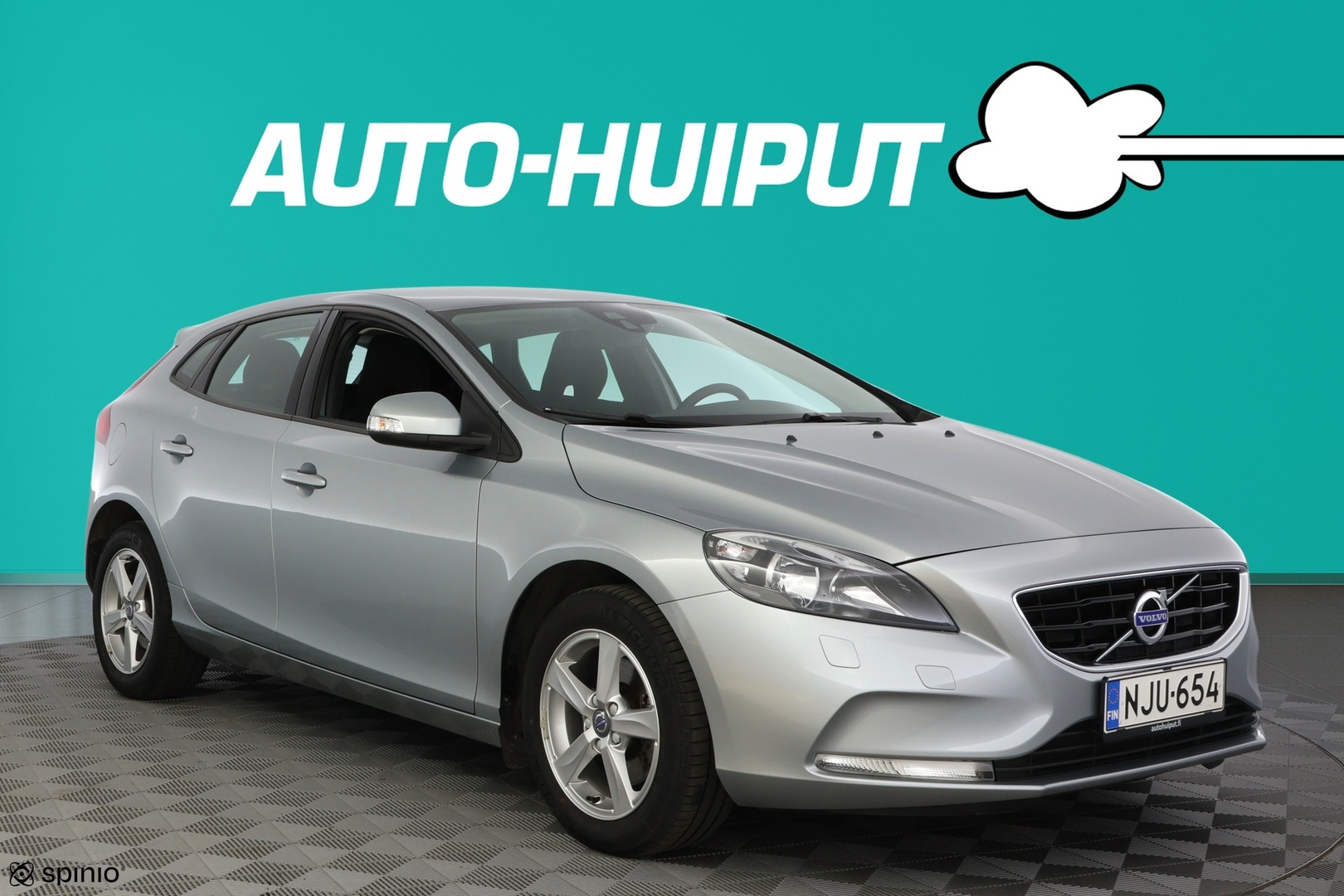 Auto Volvo V40
