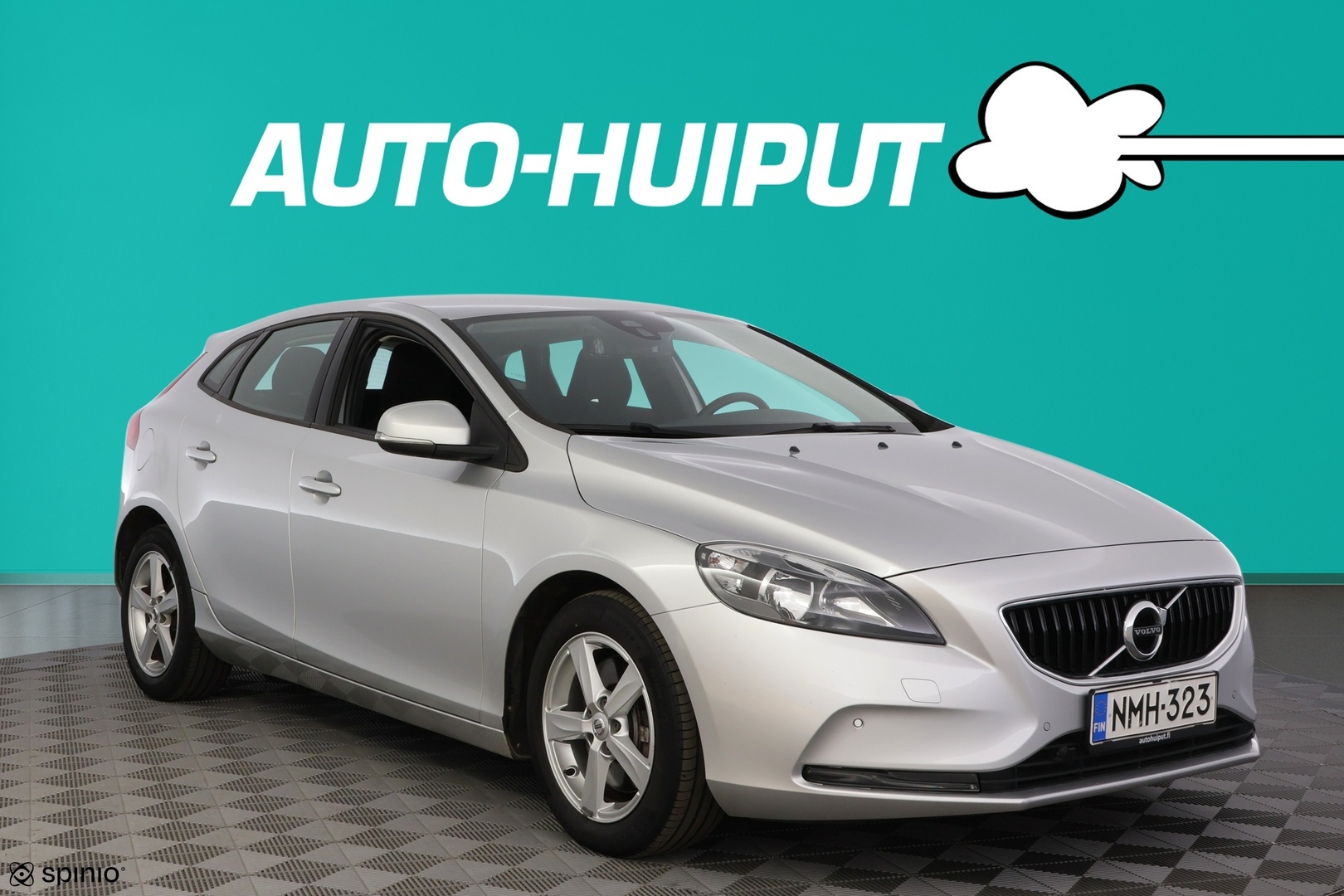 Auto Volvo V40