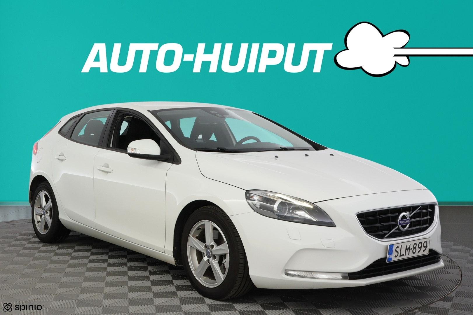 Auto Volvo V40