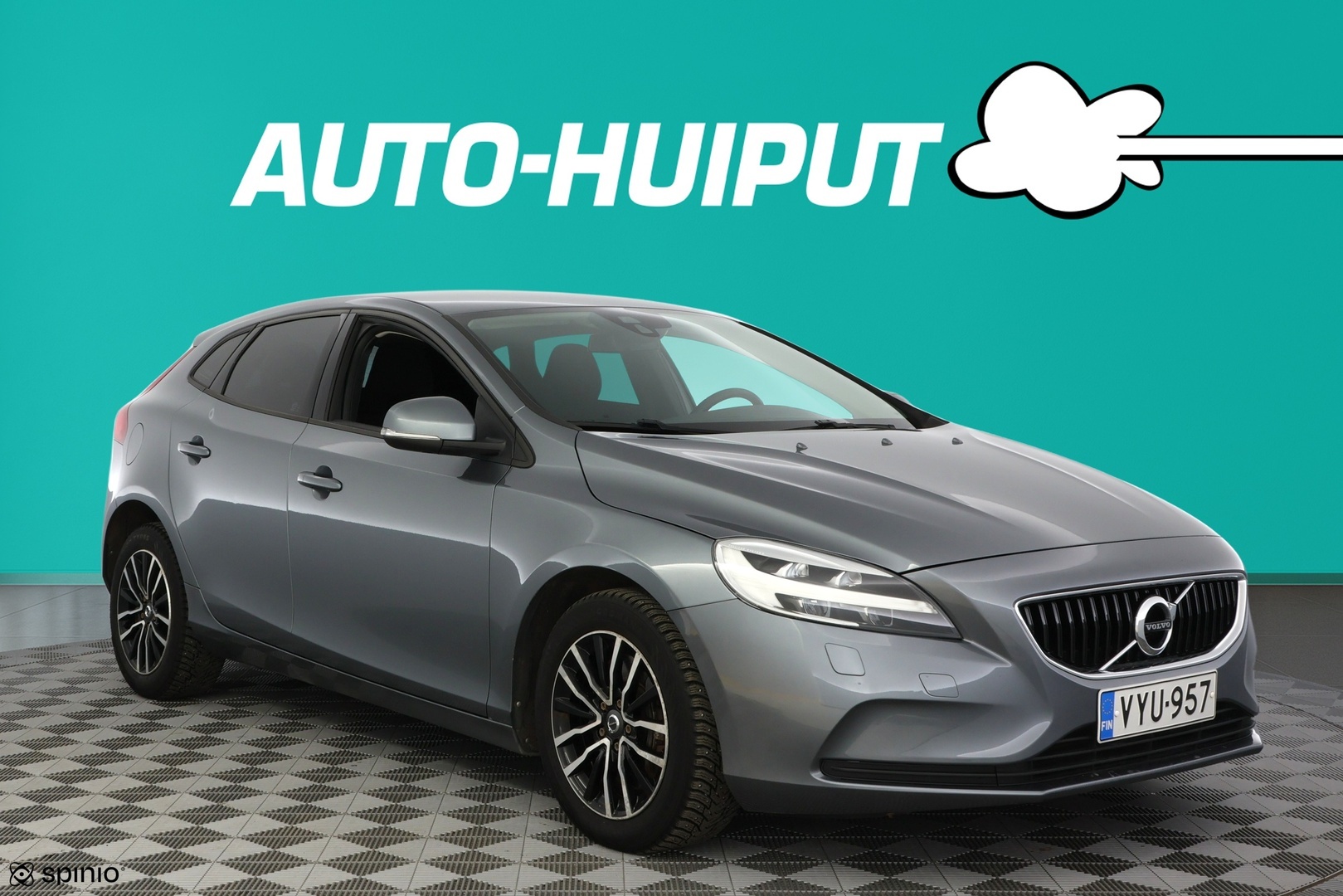 Auto Volvo V40