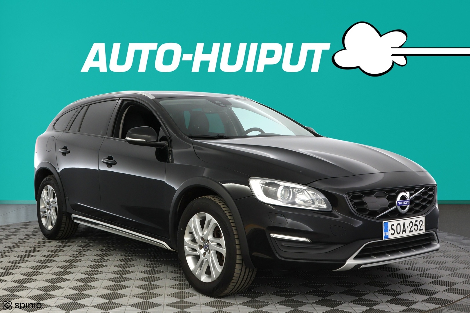 Auto Volvo V60 Cross Country