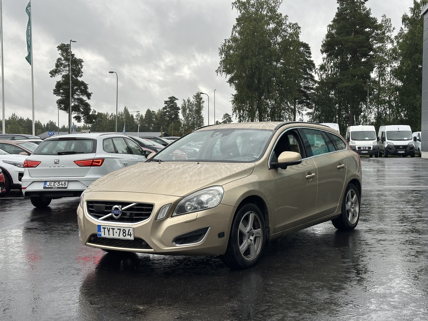 Auto Volvo V60