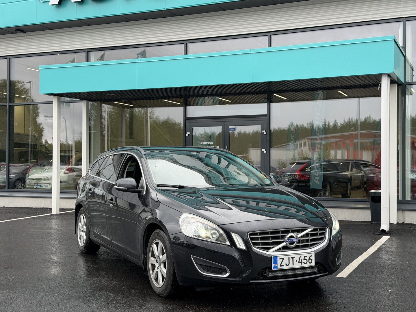Auto Volvo V60