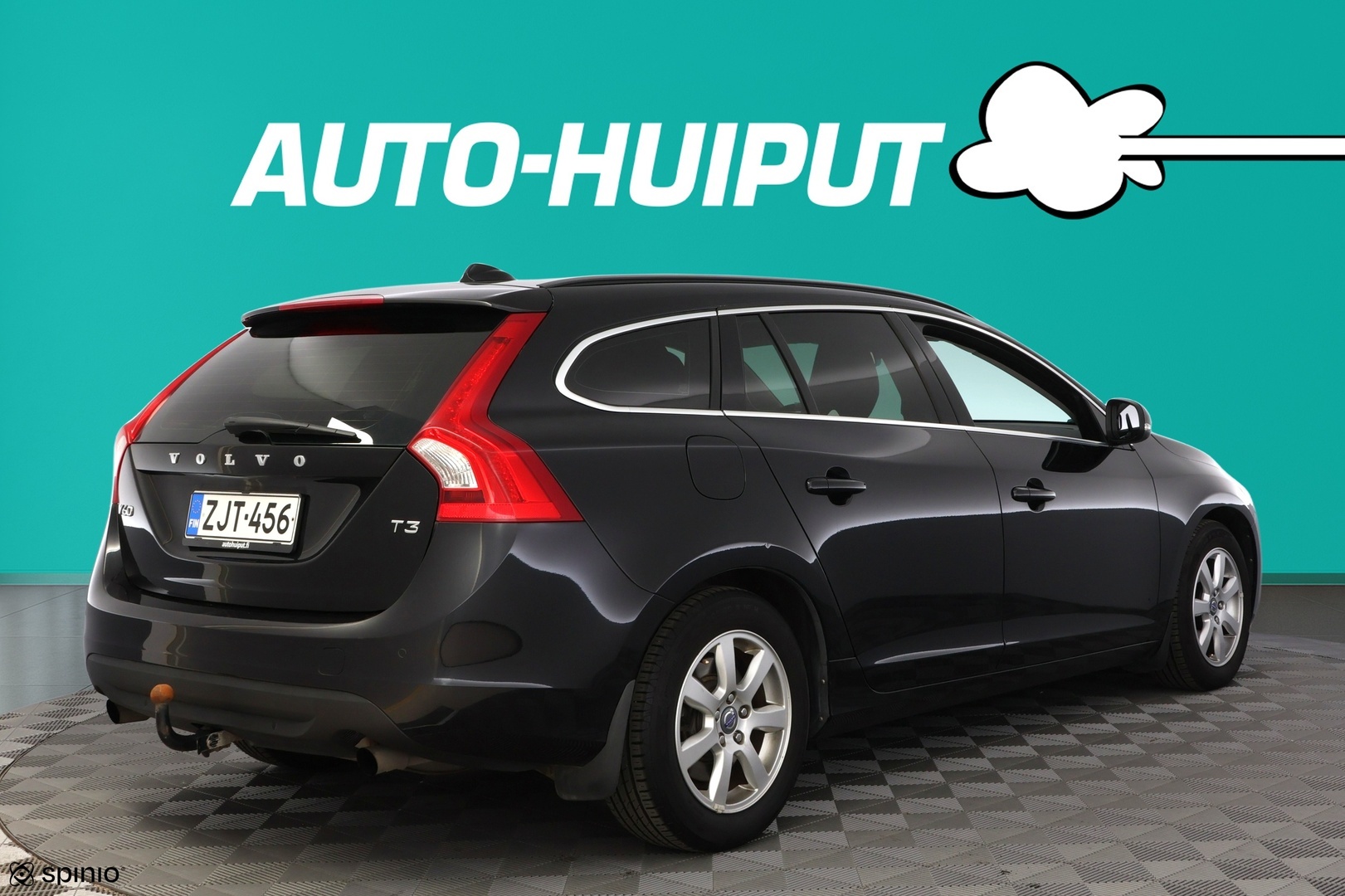 Volvo V60 T3 Momentum 2012, kuva 2/25