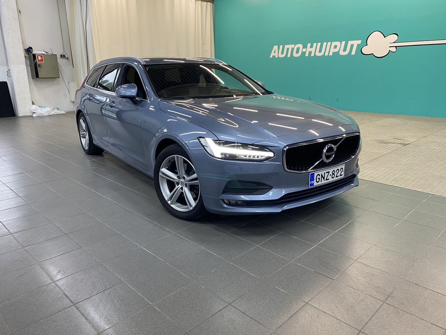 Volvo - V90