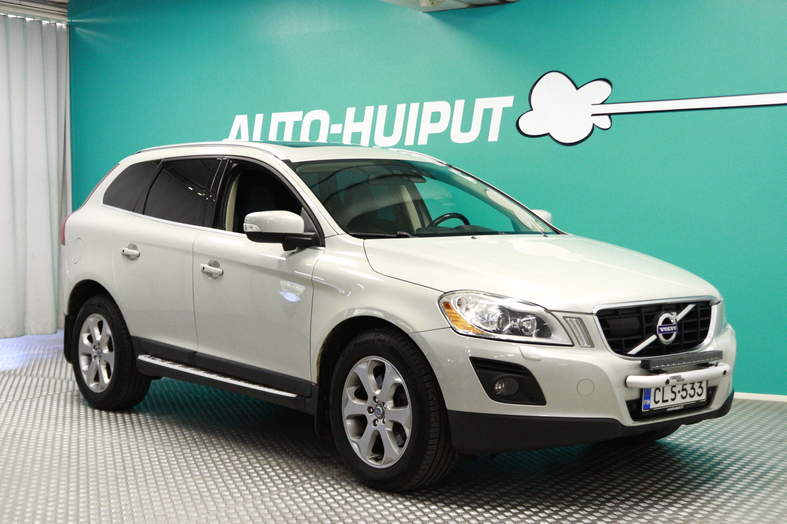 Volvo - XC60