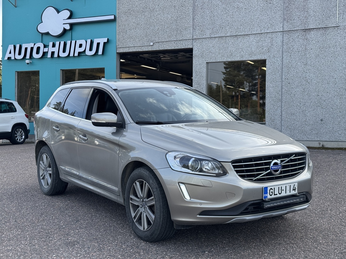 Volvo - XC60