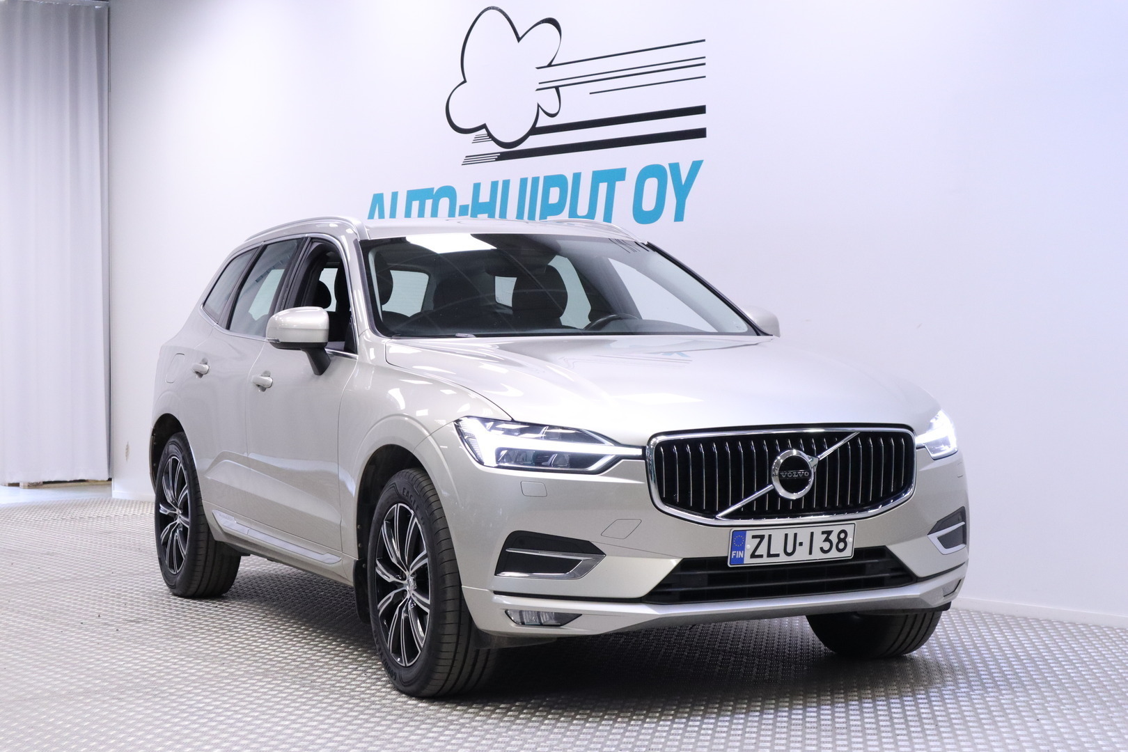Volvo - XC60