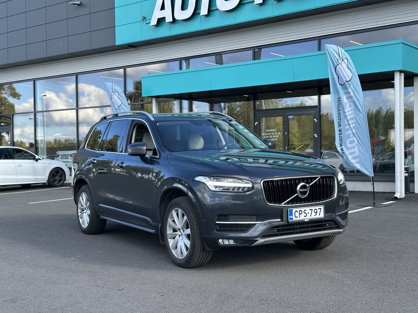 Auto Volvo XC90